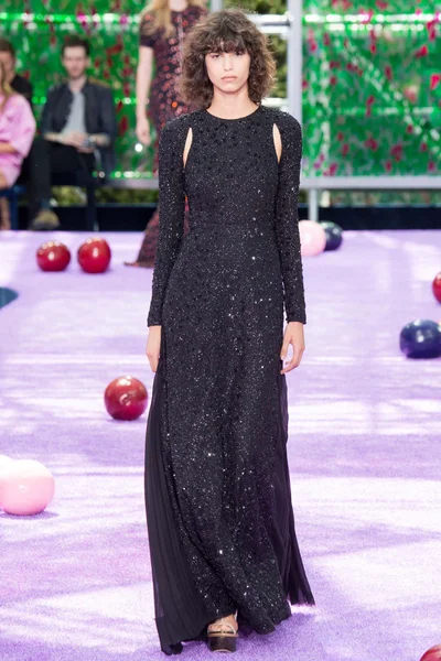 Look 7